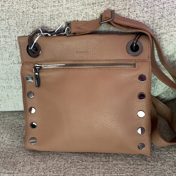 Hammitt Handbags - Hammitt Tony Medium in Biscotti with Gunmetal Hardware! BRAND NEW!!